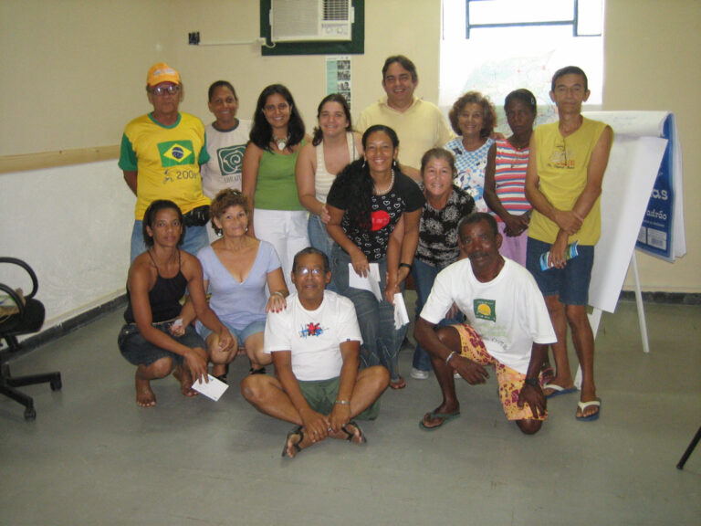 Pessoas reunidas para oficina de planejamento